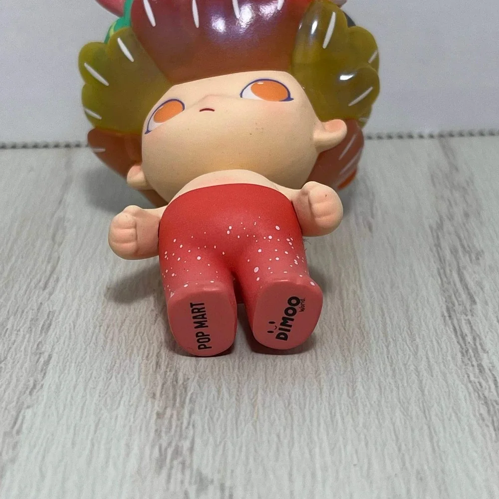 Pop Mart Dimoo Aquarium Series Coral Reed Figure Clown Fish Boy Orange Ocean
